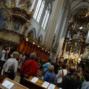 ... erzählt uns Stiftskapellmeister Marco Paolacci von der Orgel!