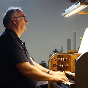 Spielen...